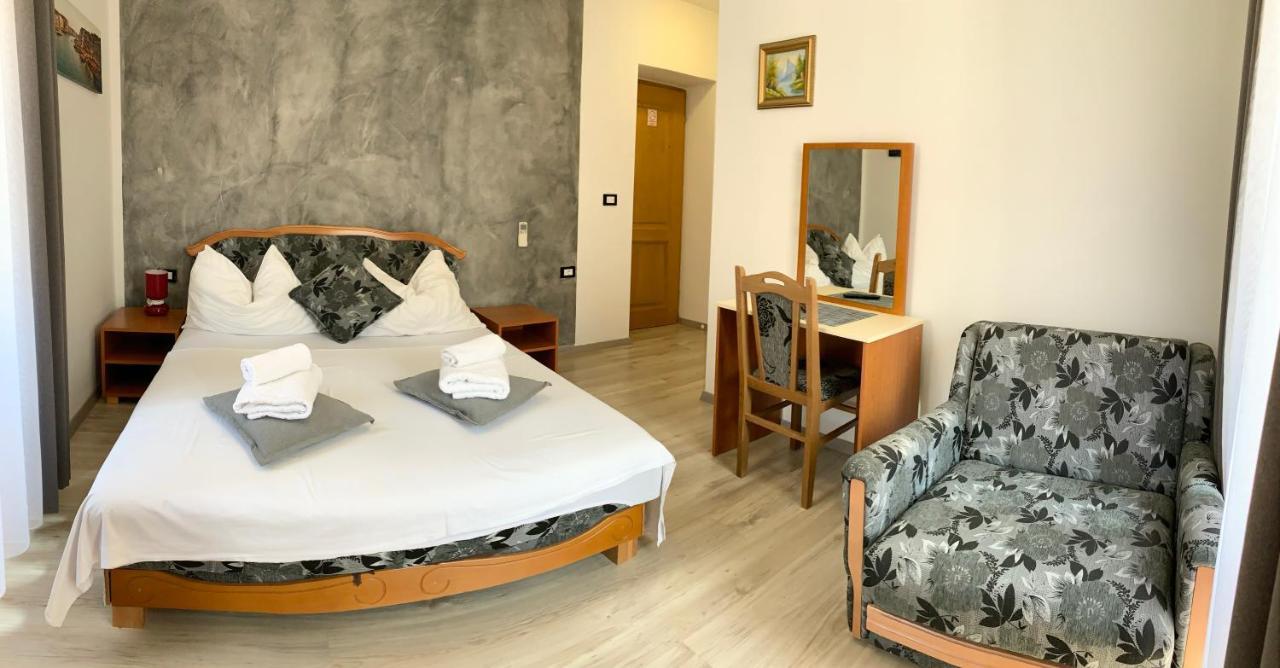 Rooms Valentino Poreč Eksteriør bilde