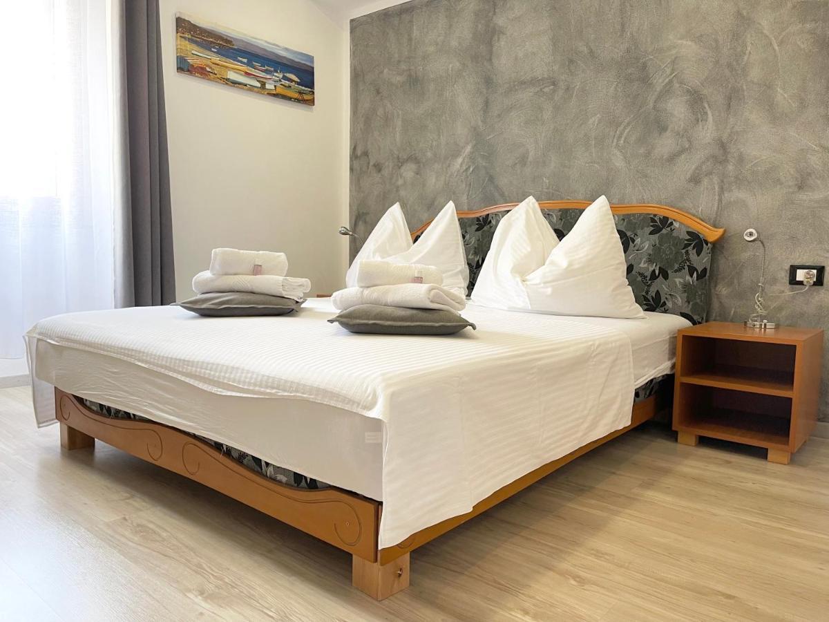 Rooms Valentino Poreč Eksteriør bilde
